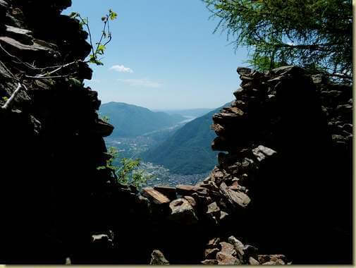 vista verso il Lago d'Orta...