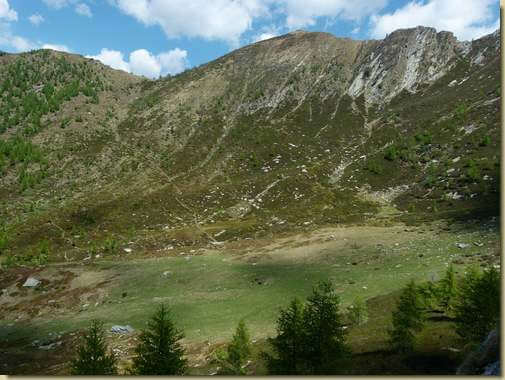  il versante ovest della Rossola