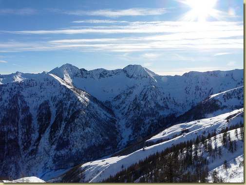 Pizzo Stagno (a sinistra), e Pizzo dei Diosi 