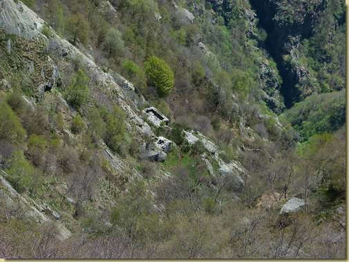 in basso, La Balma...