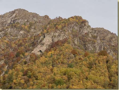 sopra le rocce, la dorsale dell'Alpe Taccarello...