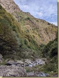 in alto si vede La Colla...