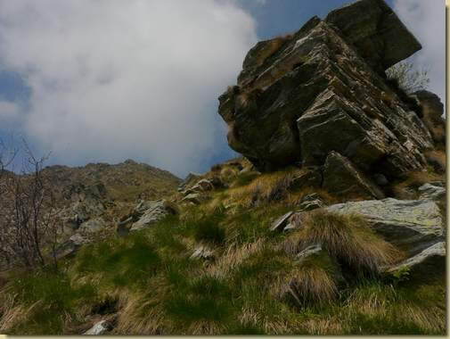 salendo verso la Cima Saler...