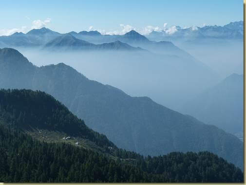Alpe Pozzolo e le creste Ossolane...