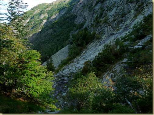 scendendo lungo la Valle del Rio di Menta...
