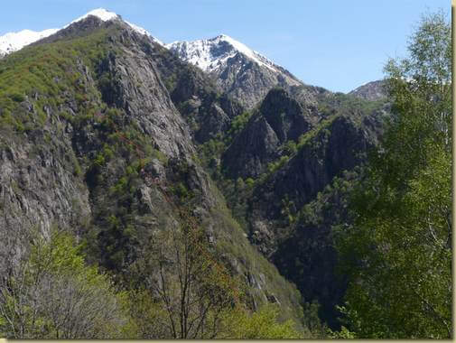 vista dall'Alpe Casl&ugrave; sulla Val Sorda e la via seguita in salita... 