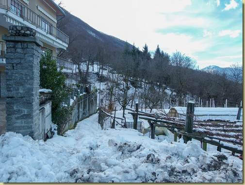 inizio della mulattiera per il Lavatoio di Casgnola...