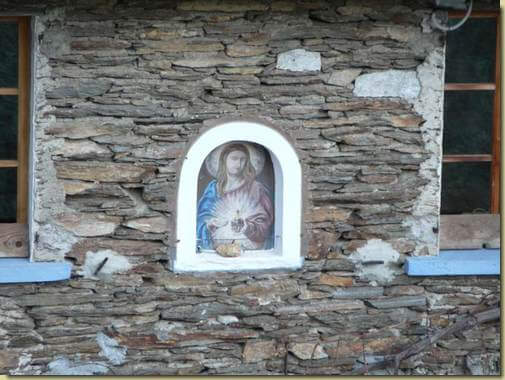 particolare...