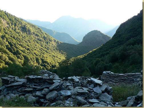 al centro la Colletta