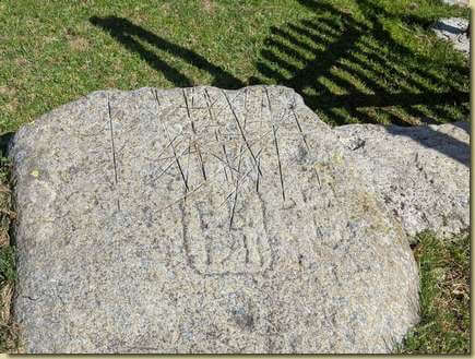 1911...(incisioni in parte rovinate da moderni affilatoi)...
