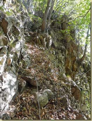 canalino che scende verso la Valle di Nibbio...