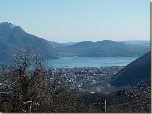 vista verso Intra...